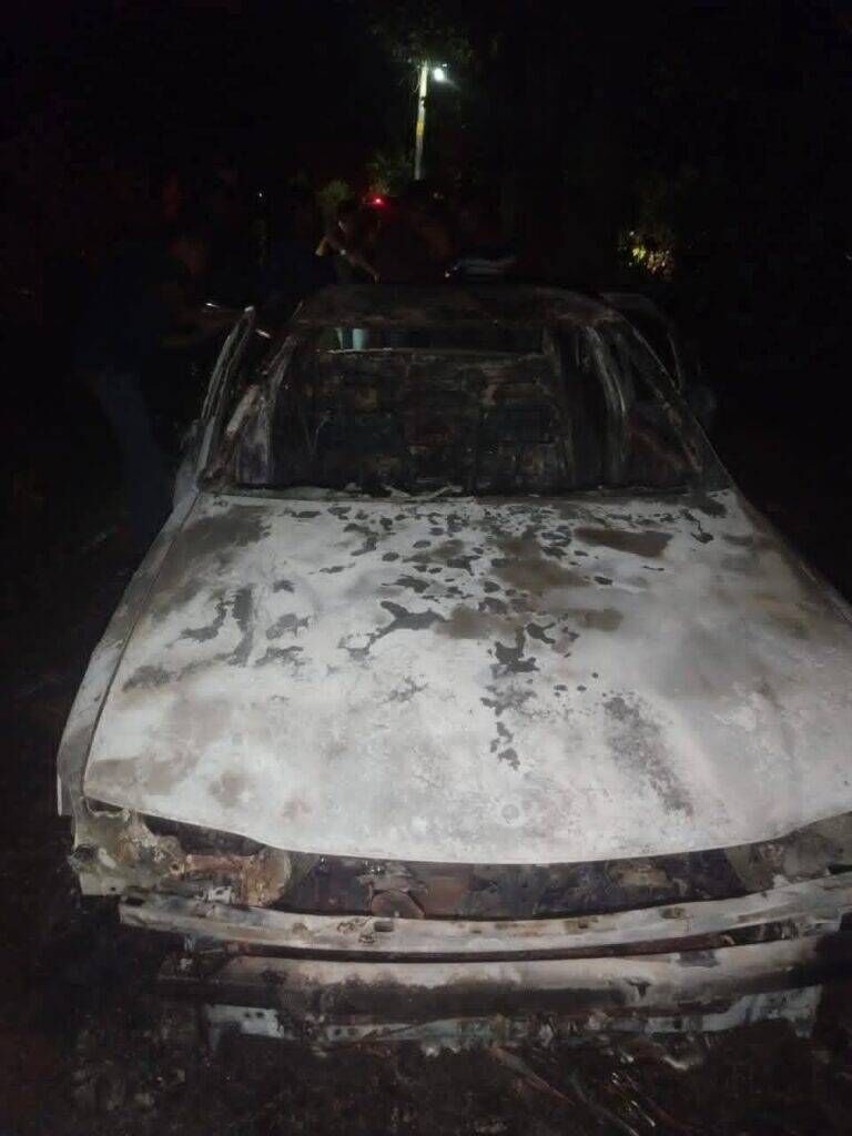 அக்குரேகொட துப்பாக்கிச்சூடு; சந்தேகநபர்கள் பயணித்த கார் எரிந்த நிலையில் மீட்பு